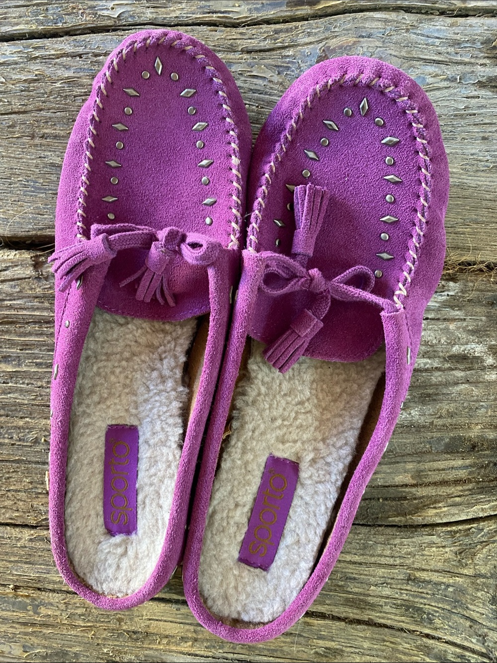 Sporto Women's Fuchsia Suede Tassel Moccasins
